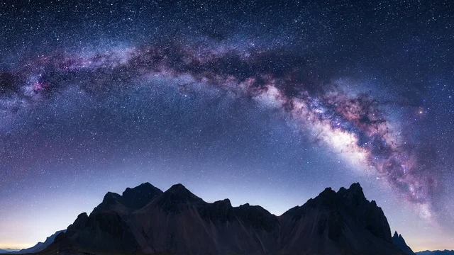 国产精品热门视频 - 古装情缘